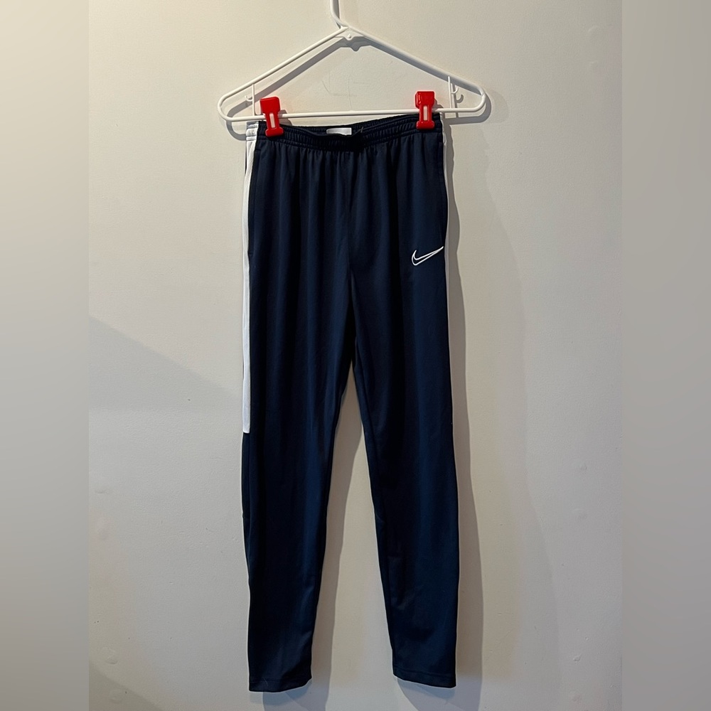 Youth Nike dry fit joggers